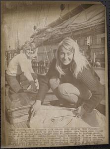Ketch with female crew arrives from Florida