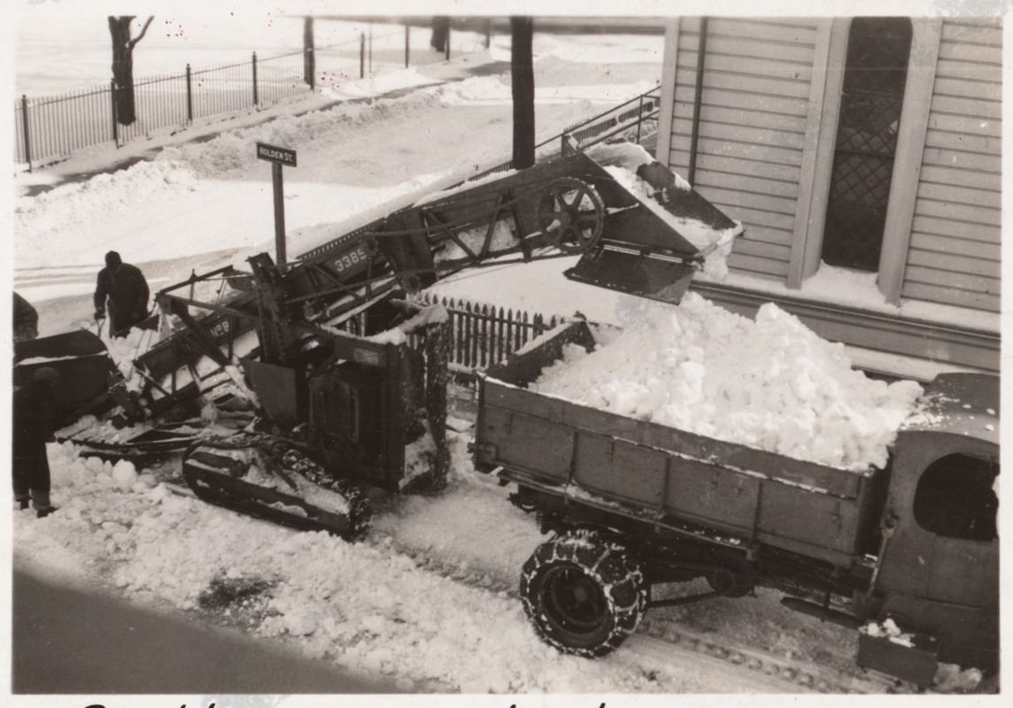 Brookline Snow Loader