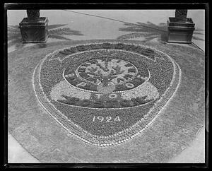 Flowerbed reading "Welcome to Boston BPOE 1924", Boston Public Garden