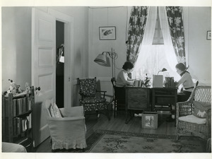 Draper Hall student room