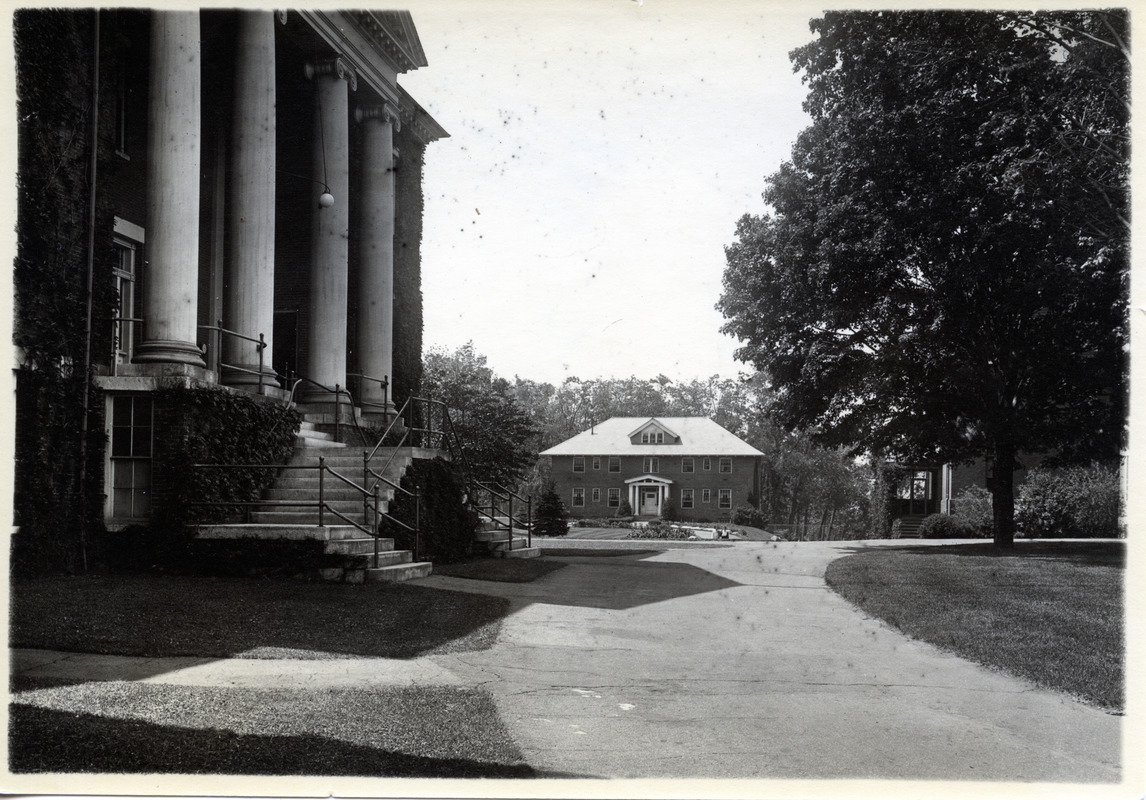 Infirmary Hall House