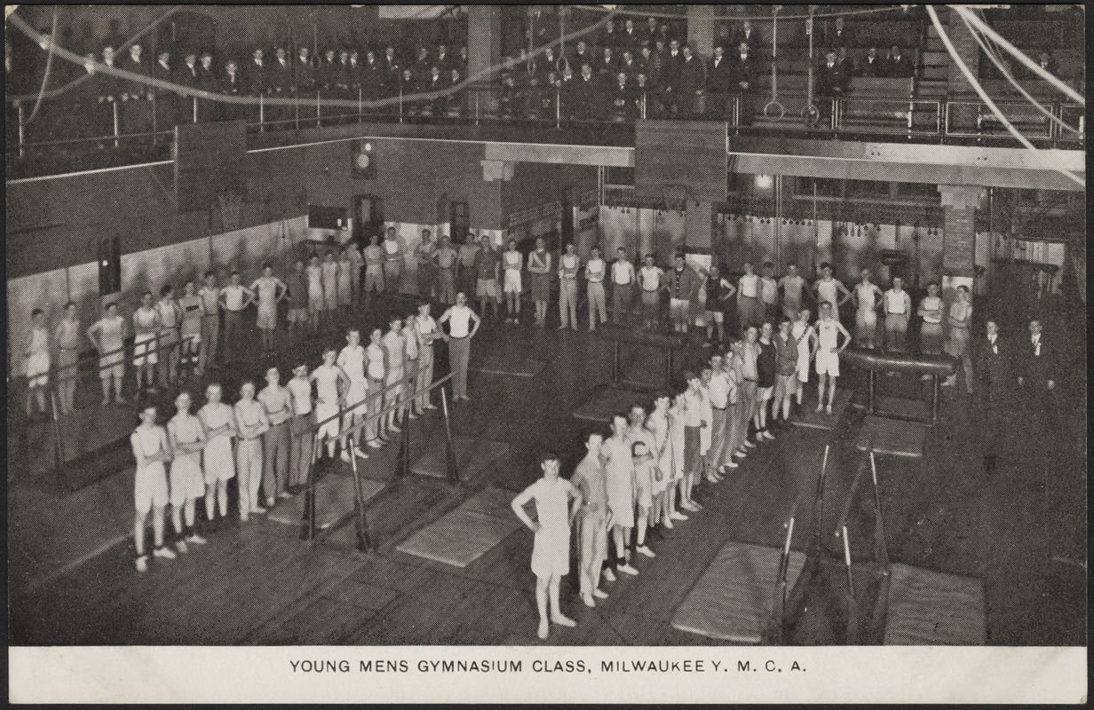 Young men's gymnasium class, Milwaukee Y.M.C.A.