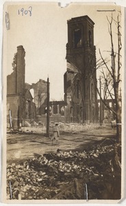 Ruins of the Central Congregational Church from the Great Chelsea Fire