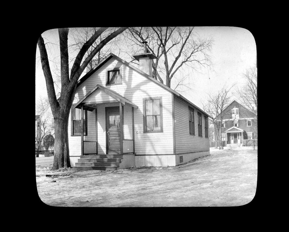 Portable school building