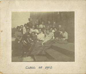 Portrait of the class of 1900