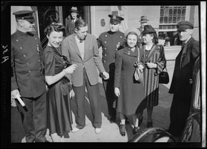 Jane Withers, Ruth Moss, and others outside the WNAC/WAAB studios
