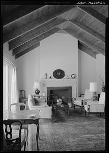Beverly, Glovsky House, interior