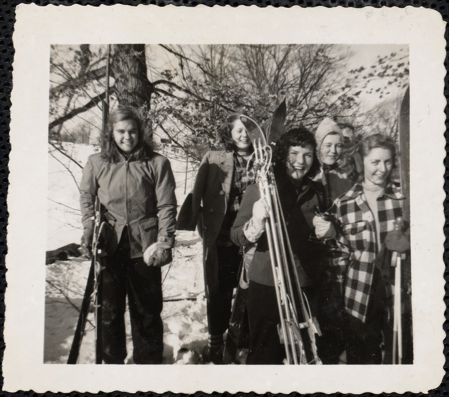 Kit Crampton - Nancy F., Beverly Hewettson, Pat Miller, Maggie Richards