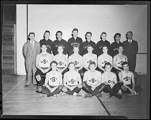 Varsity wrestling 42-43, team photo