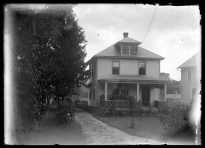Elm St., Lenox Dale: house exterior