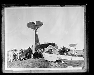 Airplane crash, NR784W