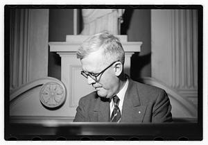 R Franz Reissmann