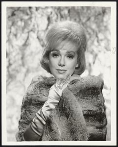 Edie Adams Appearing at Blinstrubs through March. 8. Sun. Nite,