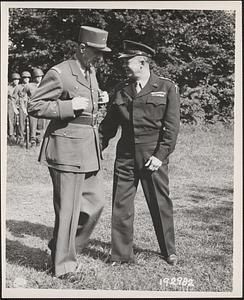 Gen De Gaulle, Ike