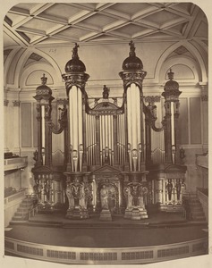 Great organ in music hall