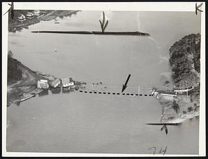 Houss toppled from their foundations into the sea at O nset, and a highway became submerged by a "tidal wave in the hurricane today. Dotted line shows wh ere highway is located, near the gateway to Cape Cod.