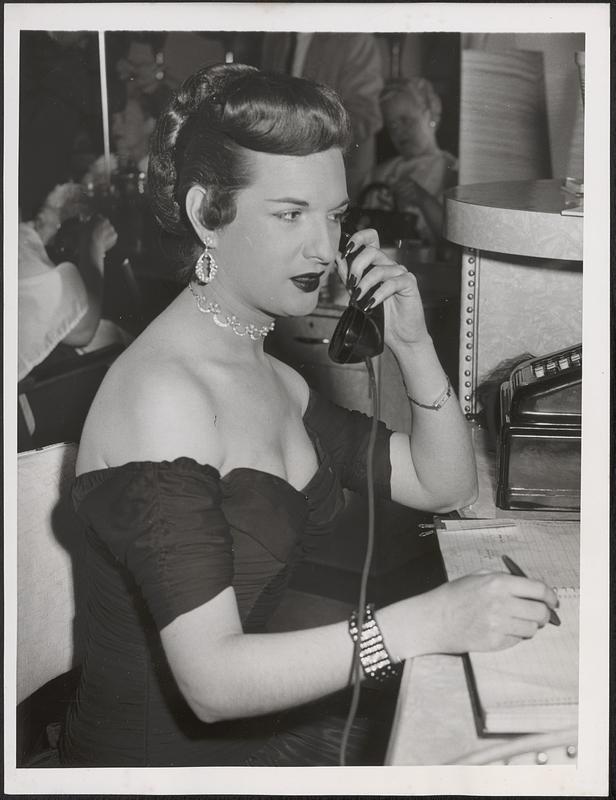 Ex-GI starts new job as lady receptionist