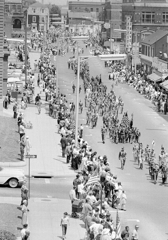 Memorial Day Parade, Pleasant Street, New Bedford Digital Commonwealth