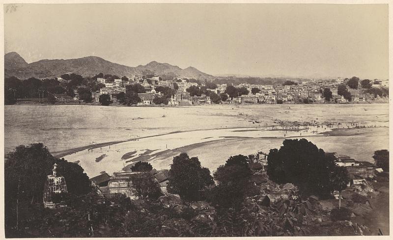 River front of the old town of Gaya