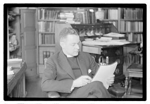 Rev. Dr. Arthur Lee Kinsolving, rector of Trinity Church