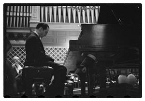 Sanroma Jesus at Boston Pops performance close ups from under the piano