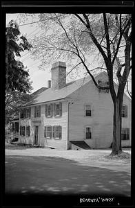 Beverly, house exterior