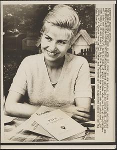 Diane Dieste, author