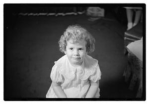 Collier Mrs. & 2 children