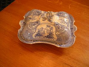 Staffordshire blue transfer decorated pottery covered dish
