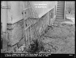 Distribution Department, Low Service Pipe Lines, condition resulting from break in 48-inch main, Clinton Road near Dean Road, Brookline, Mass., Apr. 17, 1920