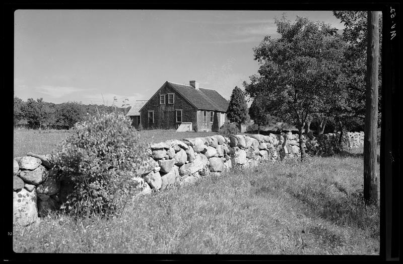 Chilmark cottage, Martha's Vineyard - Digital Commonwealth