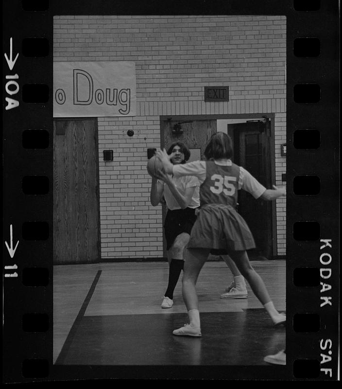 Girl’s basketball