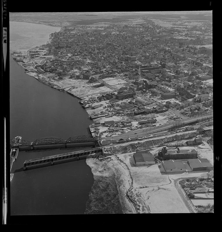 Green Bridge Rt. 1 and Newburyport waterfront - Digital Commonwealth