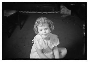 Collier Mrs. & 2 children