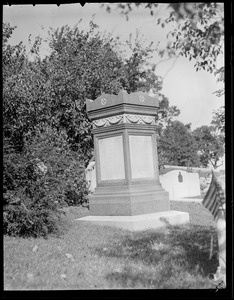 Tombstone, 5-2 Edward Everett April 11, 1794 - January 15, 1865