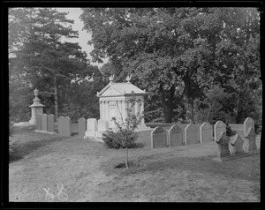 Tombstones, x8 Peabody lot, Rev. Ephraim Peabody D.D.