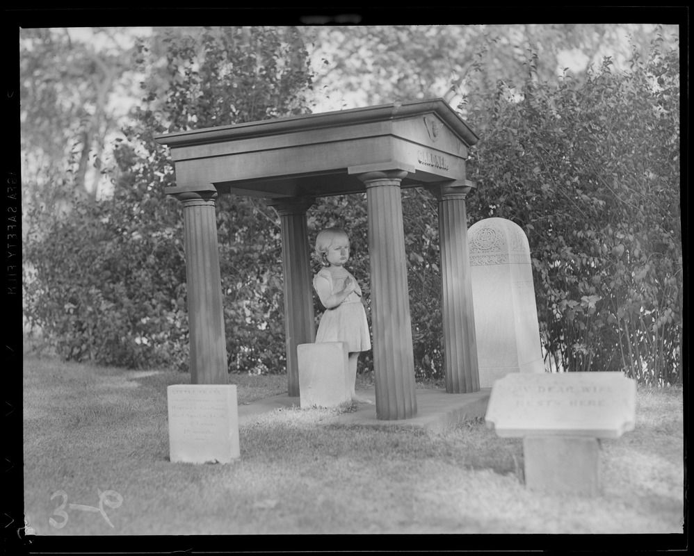 (Mt. Auburn?) cemetery, 3-6 Frank Gardner - little child