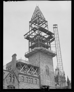 Rebuilding the tower of the New Old South Church