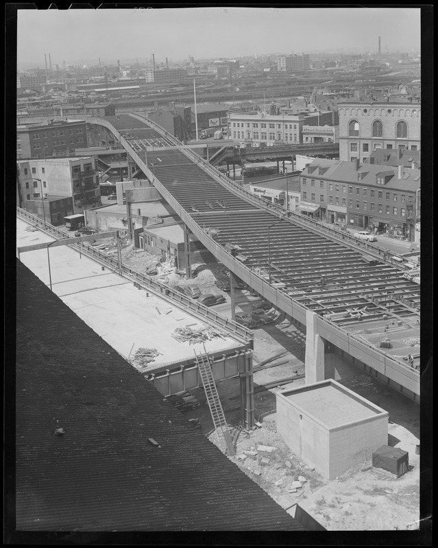 Central Artery ramp construction, Charlestown - Digital Commonwealth