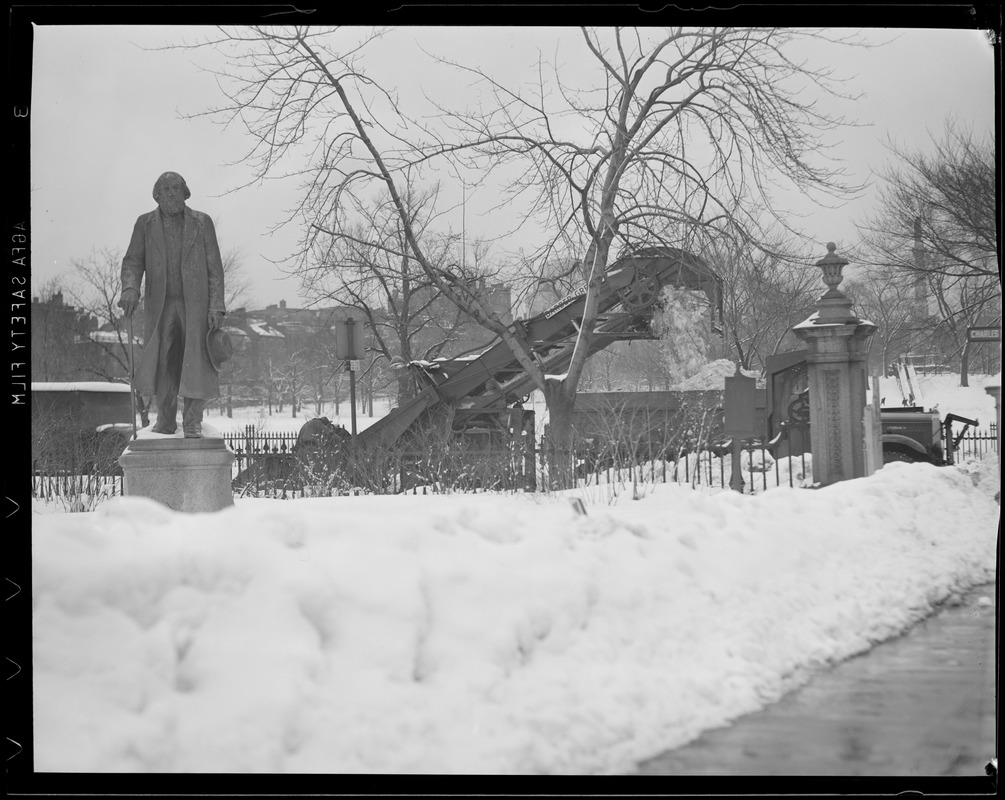 Snow removing machine in Public Garden