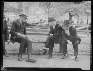 Men play checkers, Boston Common