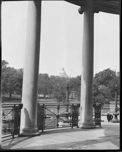 View toward State House from Parkman Bandstand