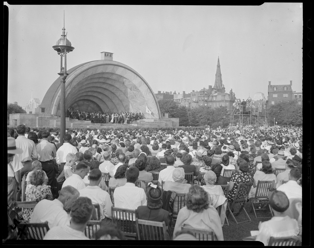 Concert at Hatch Shell