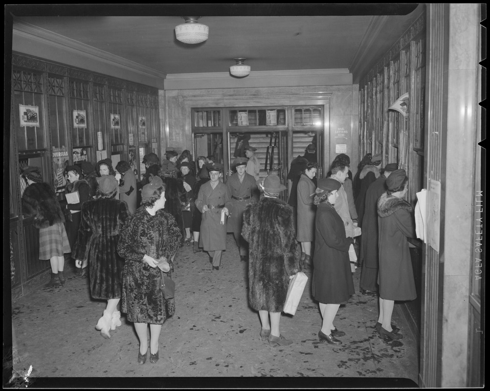 Post Office rush for Christmas time