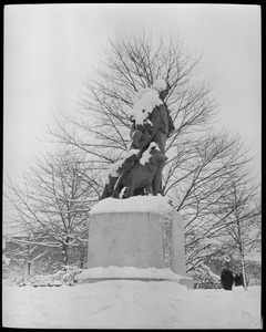 Robert Burns Statue, Fenway, in the snow