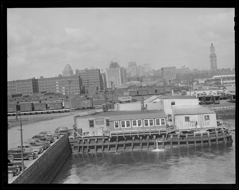 South Boston waterfront along Northern Ave. showing N.Y., N.H. & H.R.R. freight yard