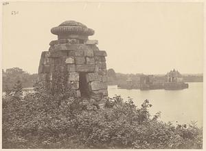 Pataleswar Temple, with Bindusagar Temple in background, Bhubaneswar, India