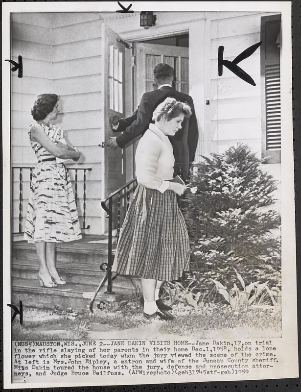Jane Dakin visits home