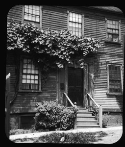 Front door of Worthen house about 1925