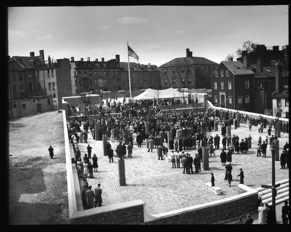 Dedication exercises John Harvard Mall